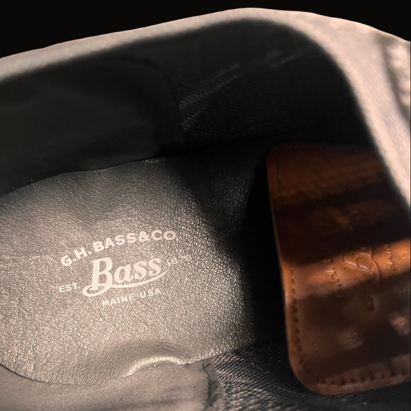G.H Bass & Co. Shoes - Picture 2 of 4